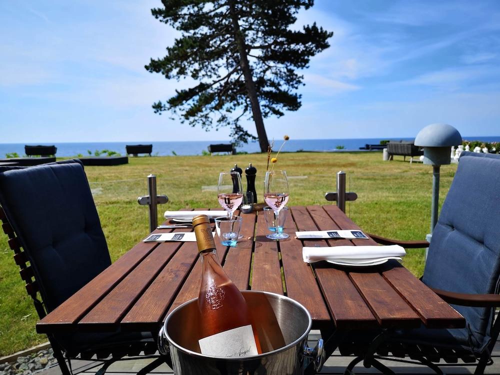 Fredensborg Badehotel 론네 외부 사진