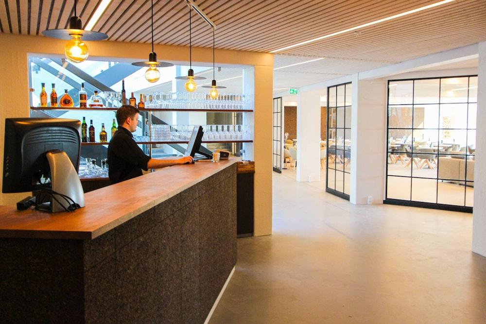 Fredensborg Badehotel 론네 외부 사진
