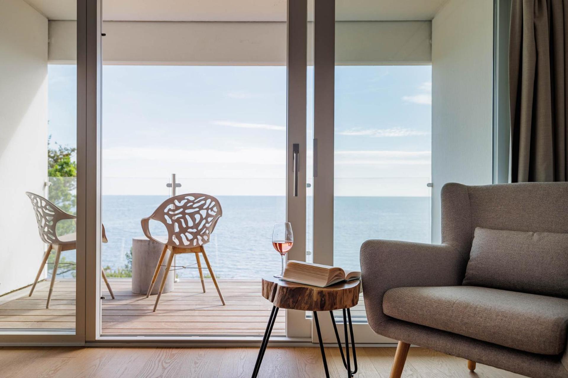Fredensborg Badehotel 론네 외부 사진