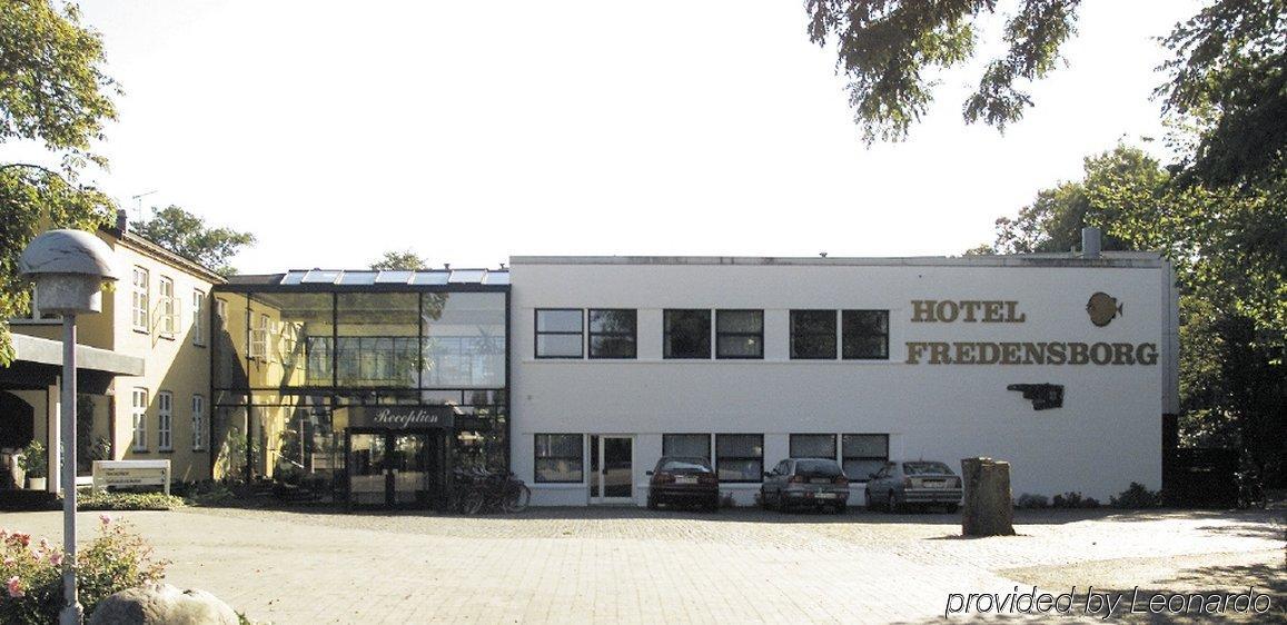 Fredensborg Badehotel 론네 외부 사진